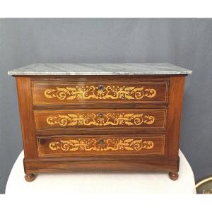 Petite commode Charles X  L 65 x H 46 cm