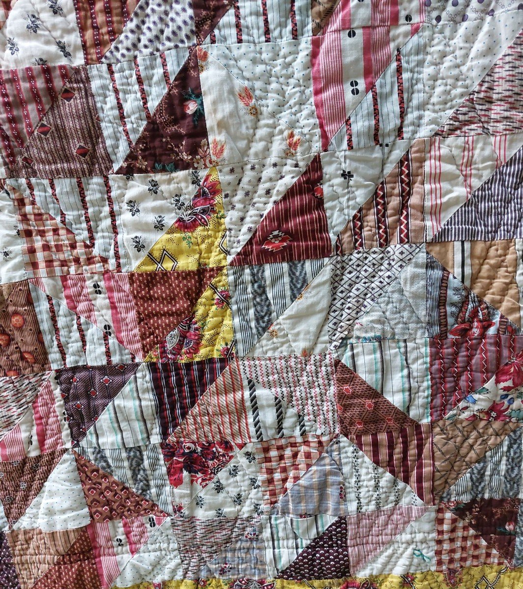 Courte Pointe Milieu XIXe Jaune Safran Et Patchwork -photo-3