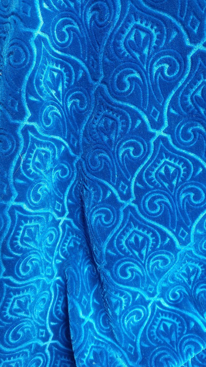 Short Velvet Fleurs De Lys Royal Blue 19th Century 