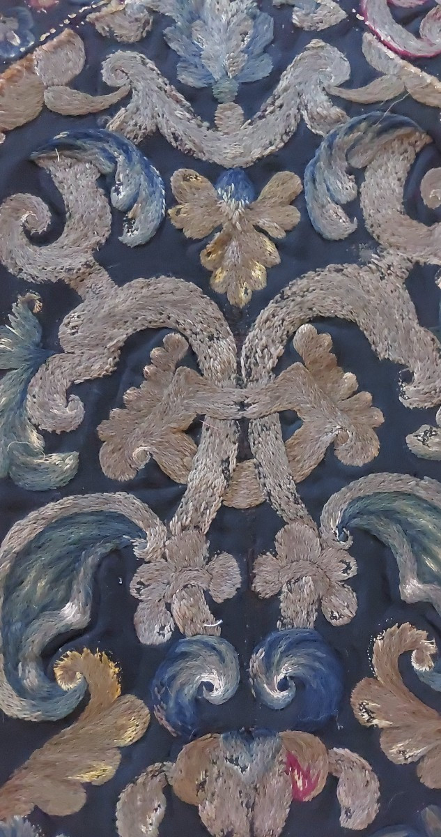 Broderie époque XVIIe/XVIIIe 