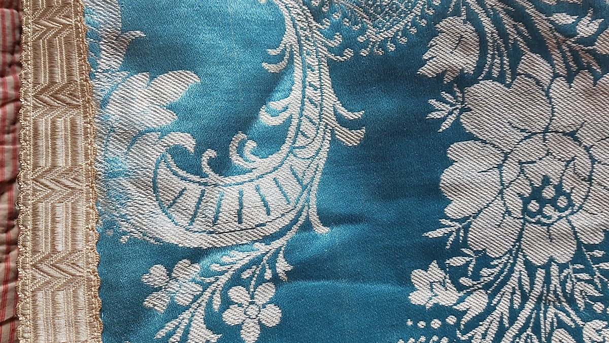 Dessus d'autel en soie époque XIXe -photo-3