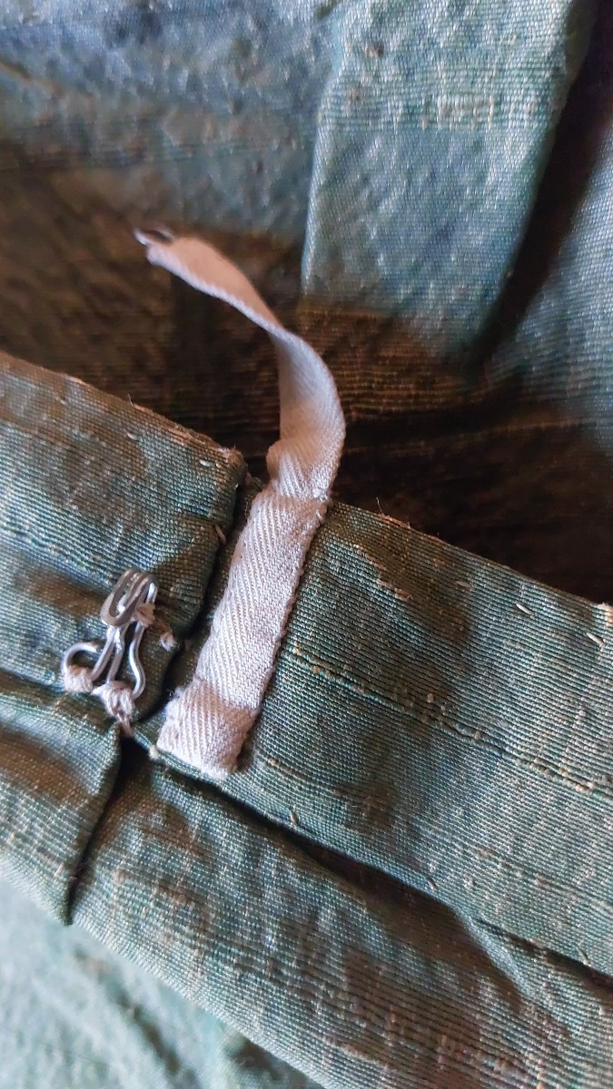 Paire de rideaux en soie vert bronze circa 1840-photo-1