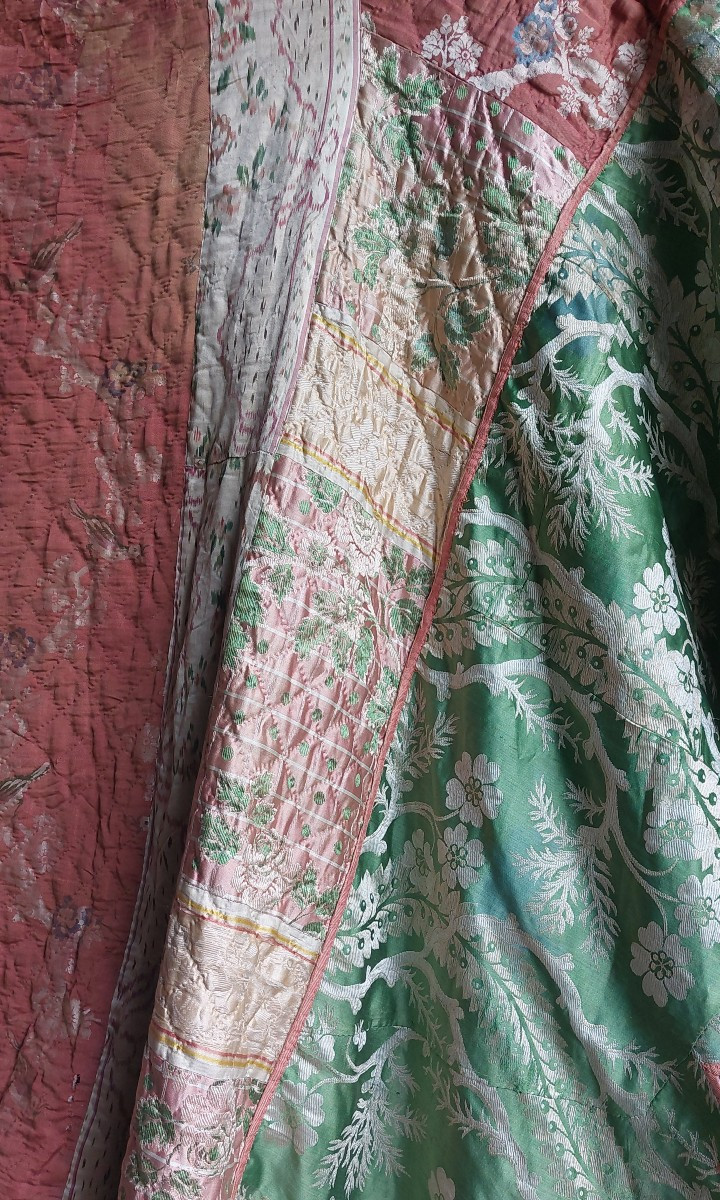 Dessus lit duchesse soie XVIIIe 