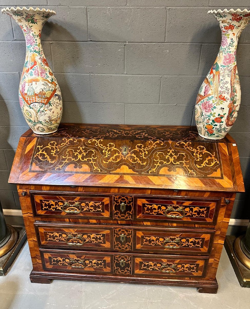  Piedmontese Walnut Bureau-photo-3