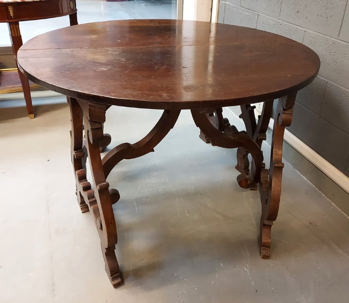 Paire de consoles demi-lunes-photo-3