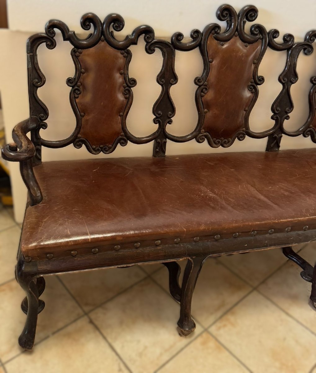 Wooden And Leather Sofa, Portugal, 18th Century-photo-2