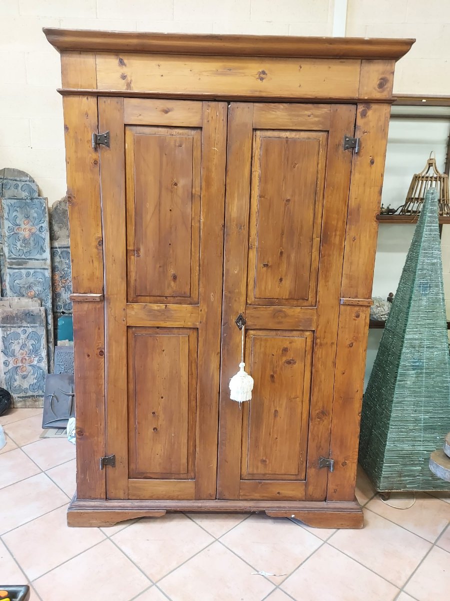 Two-door Pine Wardrobe-photo-1