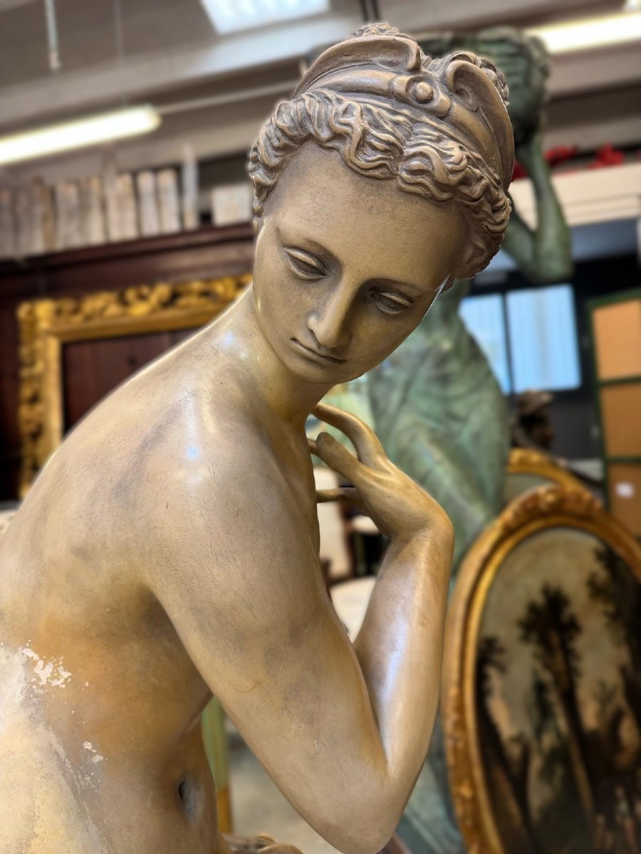 Painted Terracotta Sculpture Depicting Venus-photo-2