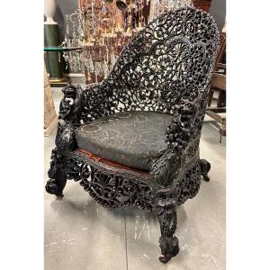 Chaise ajourée anglo-indienne du XIXe siècle