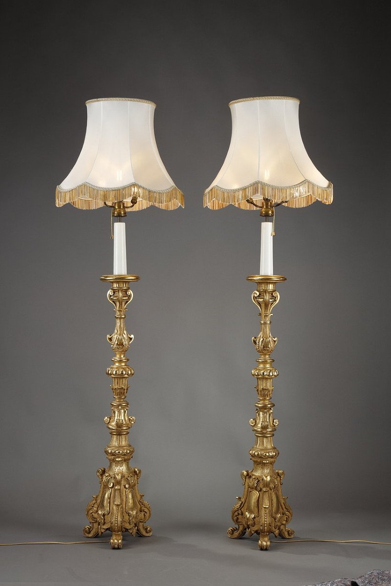 Pair Of Gilded Wood Tripod Torch Holders In The Louis XIV Style -photo-4