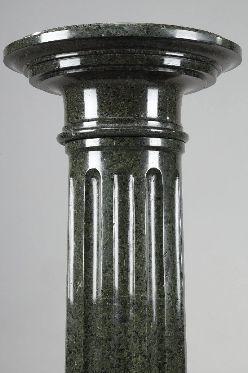 Two Important Fluted Green Marble Columns-photo-4