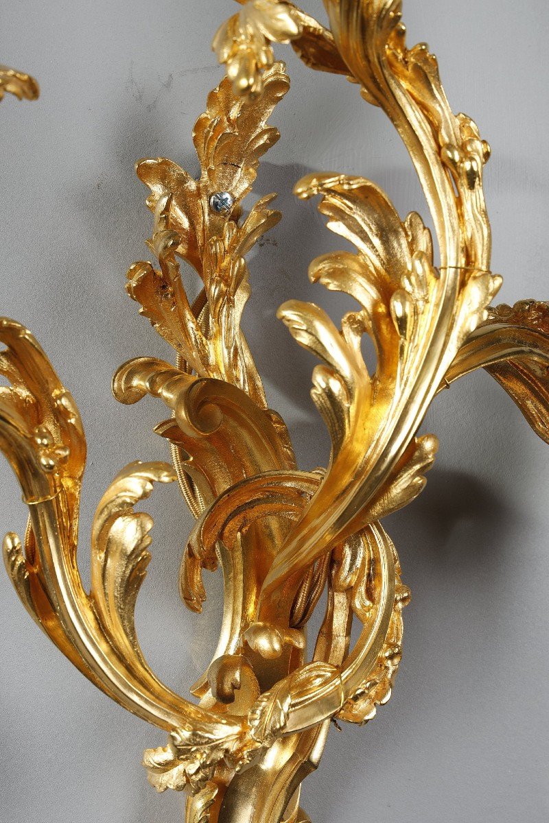Pair Of Important Gilt Bronze Sconces With Three Arms Of Light-photo-5