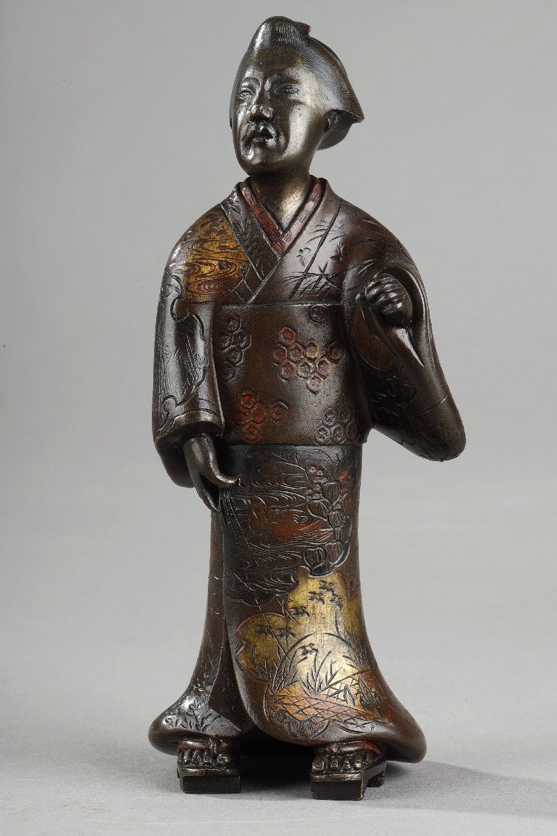 Deux Personnages En Bronze Représentant Une Geisha Et Un Samourai-photo-6