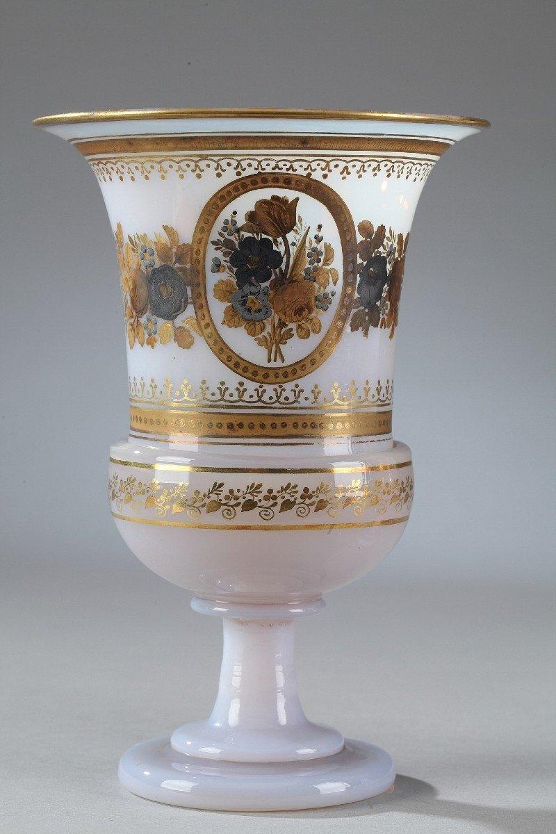 Pair Of Medici Opaline Vases With Desvignes Decor-photo-3