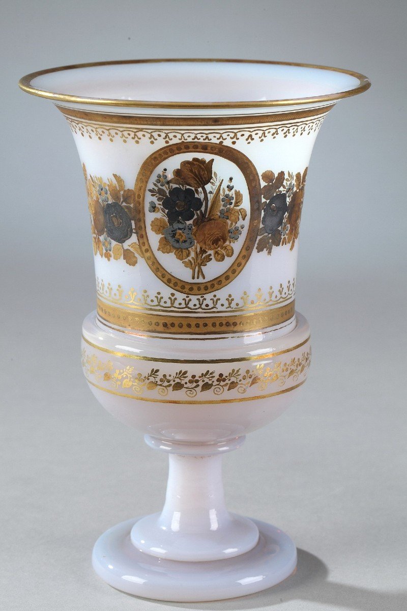 Pair Of Medici Opaline Vases With Desvignes Decor-photo-4