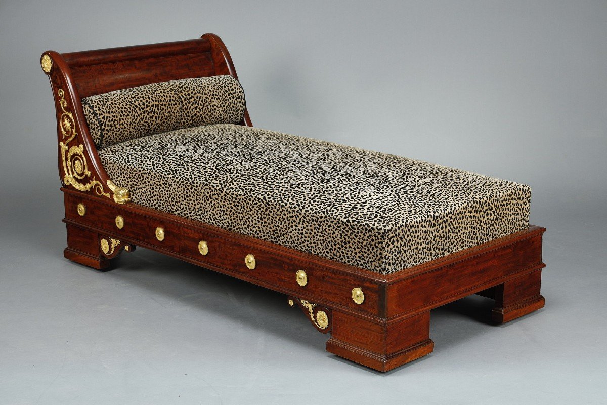 Empire Period Daybed After Drawings By Percier & Fontaine.-photo-4