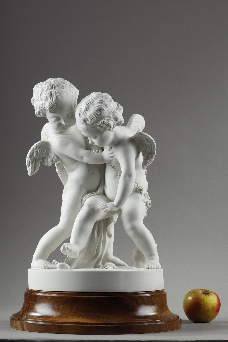 Biscuit "deux Amours Se Disputant Un Coeur" d'Après Falconet (1716-1791)-photo-2