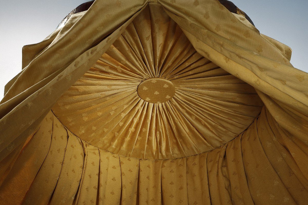 Restoration Period Bed And Canopy-photo-2