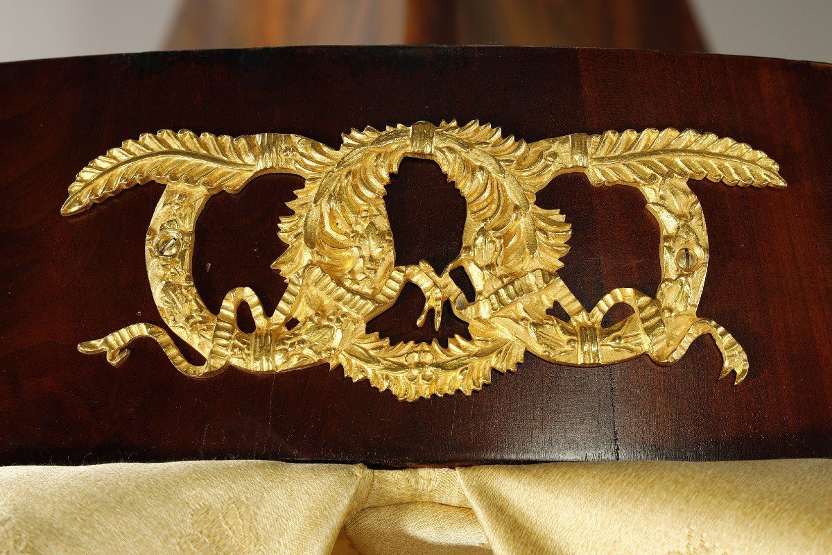 Restoration Period Bed And Canopy-photo-3