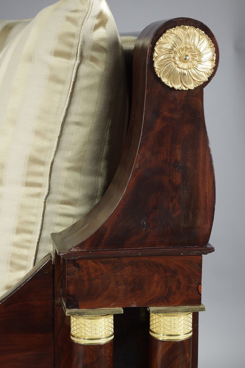 Restoration Period Bed And Canopy-photo-7