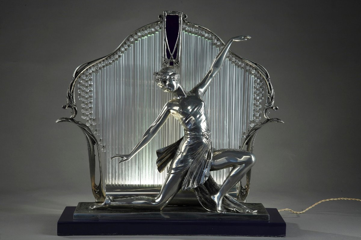 Lampe Art Deco à Décor d'Une Danseuse Sur Scène En Bronze Argenté-photo-7