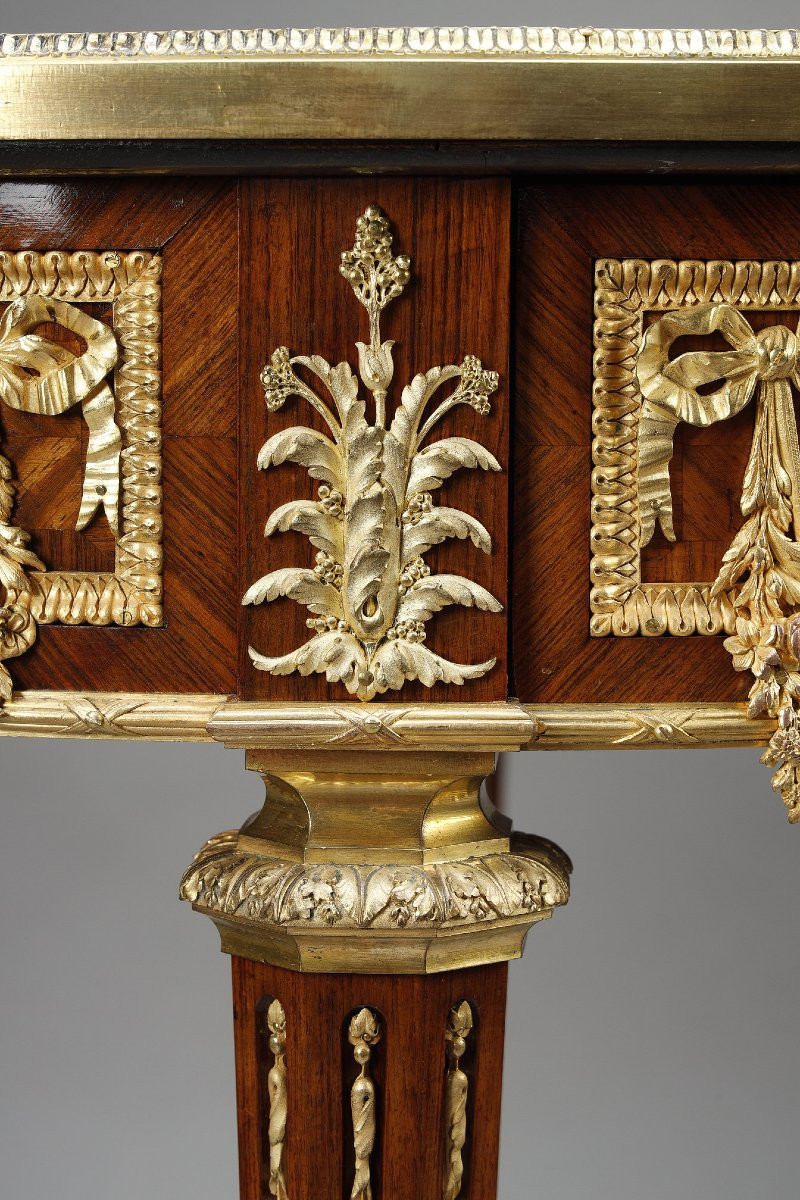 Guéridon Louis XVI En Marqueterie & Bronze Doré, Plateau En Marbre-photo-3