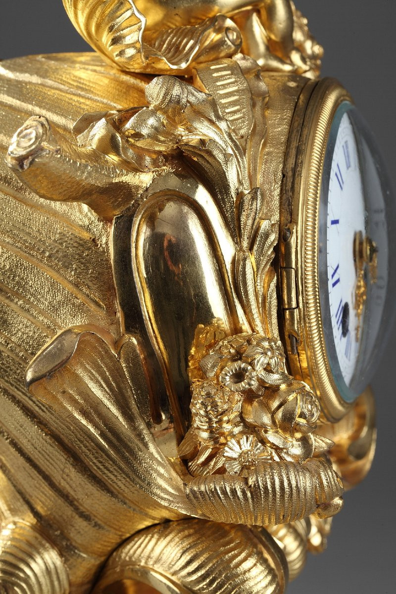 Rocaille Style Clock In Gilded Bronze, Decorated With A Cupid In A Shell-photo-6