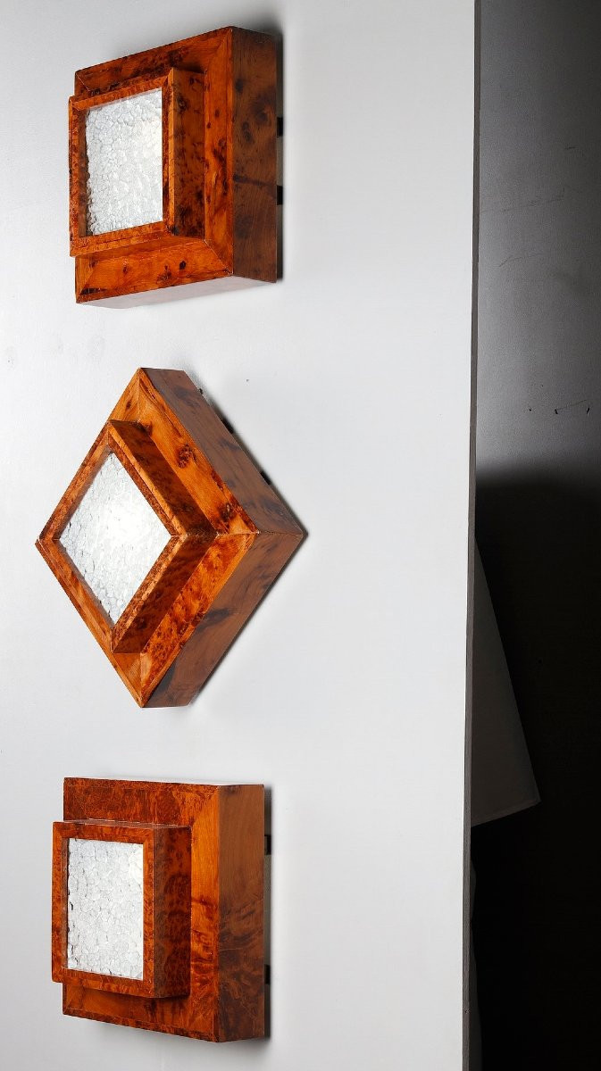 Trois plafonniers ou Appliques en placage de loupe d'orme, Epoque Art déco-photo-4