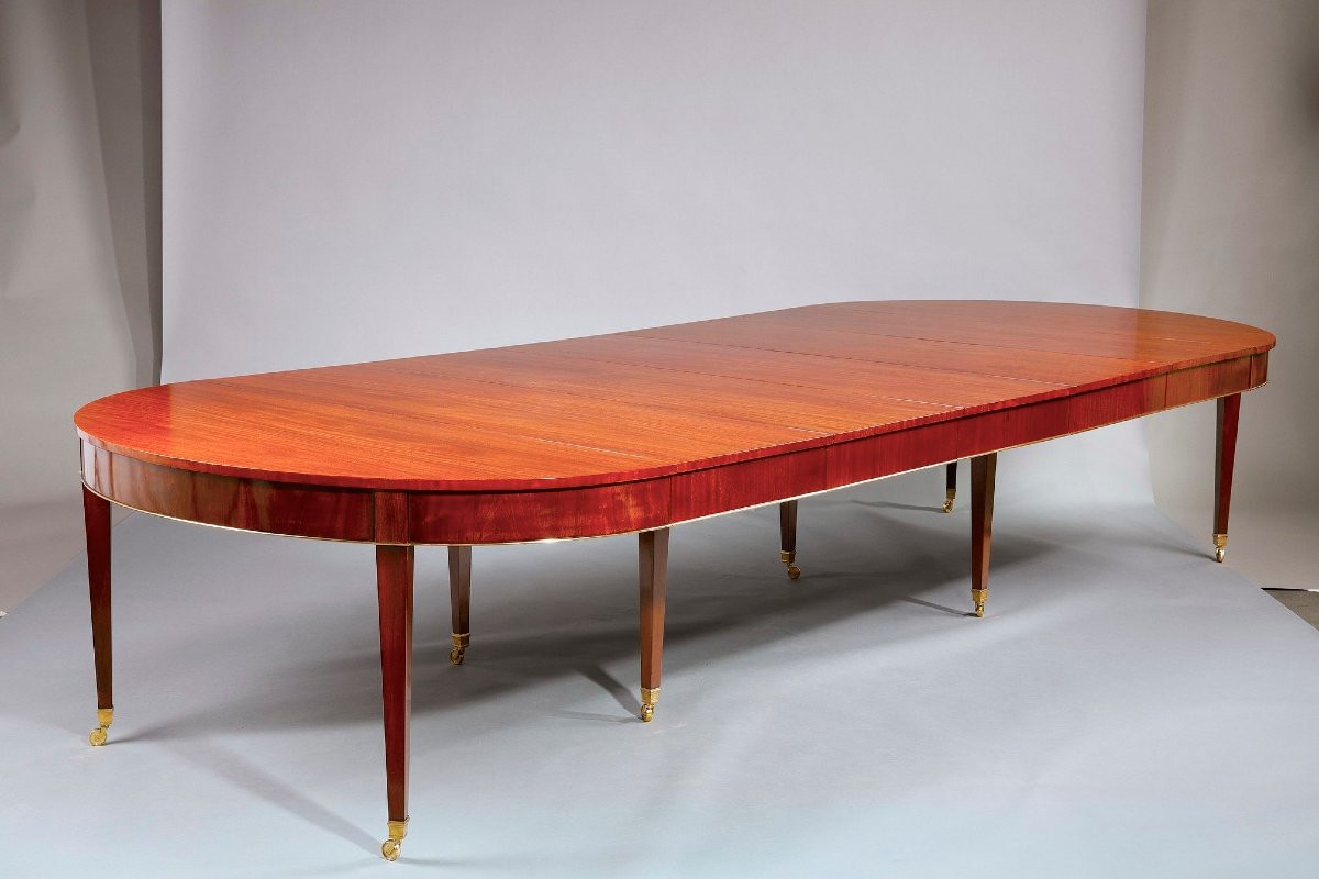 Mahogany Dining Table With 5 Extensions-photo-2