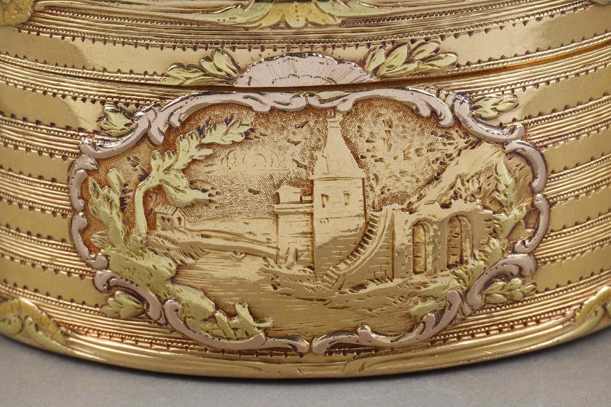 Louis XV Gold Snuffbox, Master Goldsmith Dominique François Poitreau-photo-3