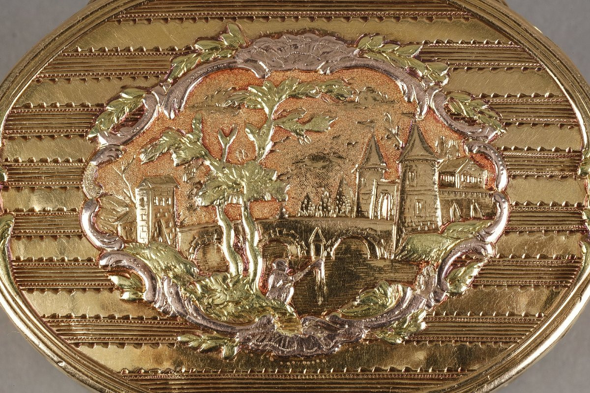 Louis XV Gold Snuffbox, Master Goldsmith Dominique François Poitreau-photo-1
