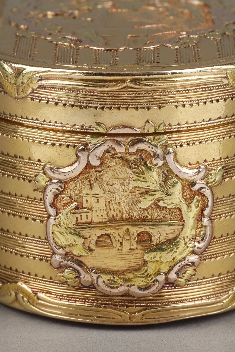 Louis XV Gold Snuffbox, Master Goldsmith Dominique François Poitreau-photo-2
