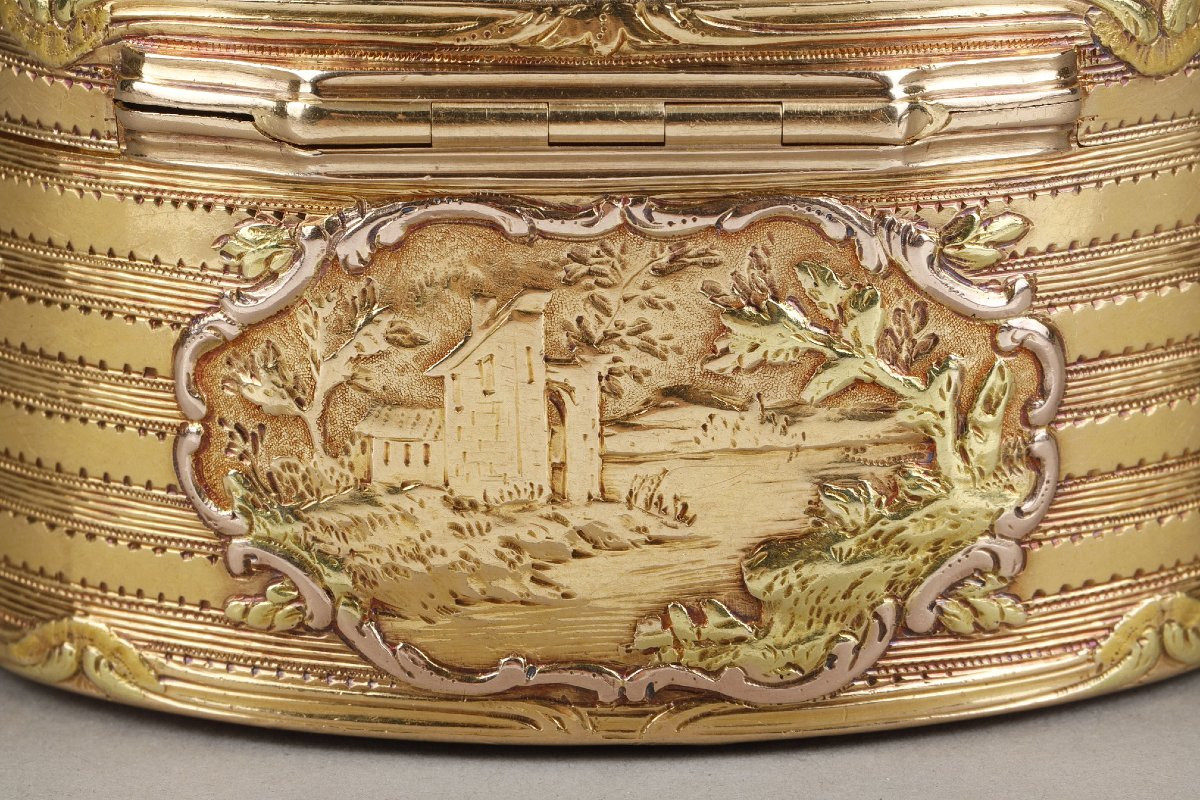 Louis XV Gold Snuffbox, Master Goldsmith Dominique François Poitreau-photo-3