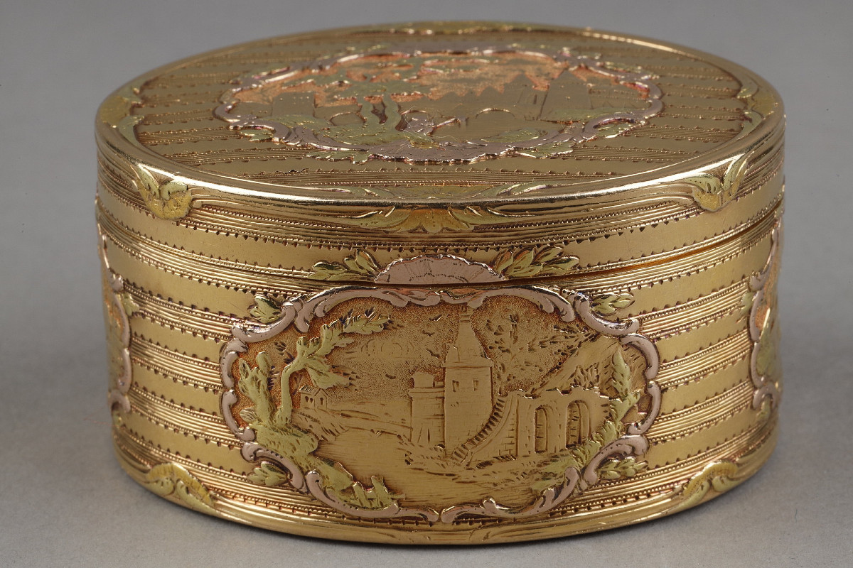 Louis XV Gold Snuffbox, Master Goldsmith Dominique François Poitreau