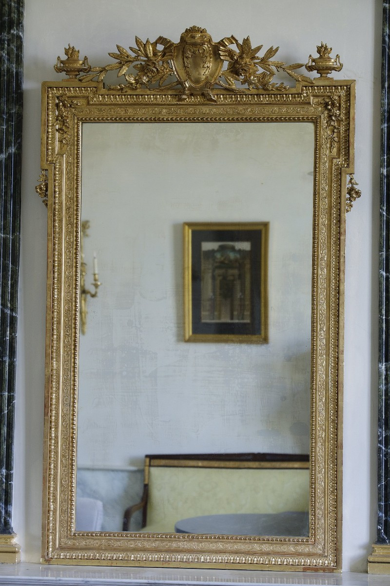 Miroir en bois doré de style Napoleon III, XIXème