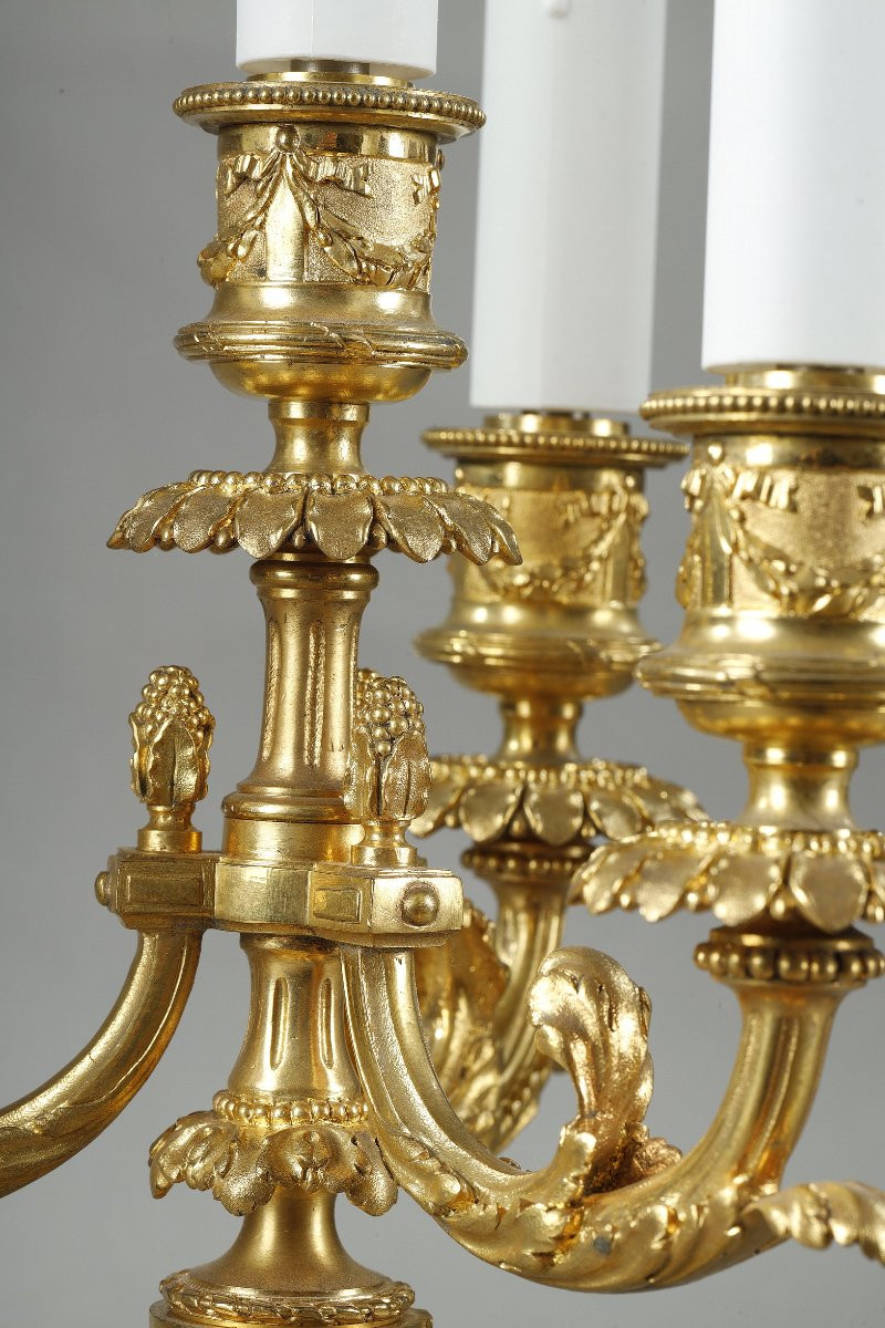 Paire de candélabres en bronze doré de style Louis XVI-photo-1