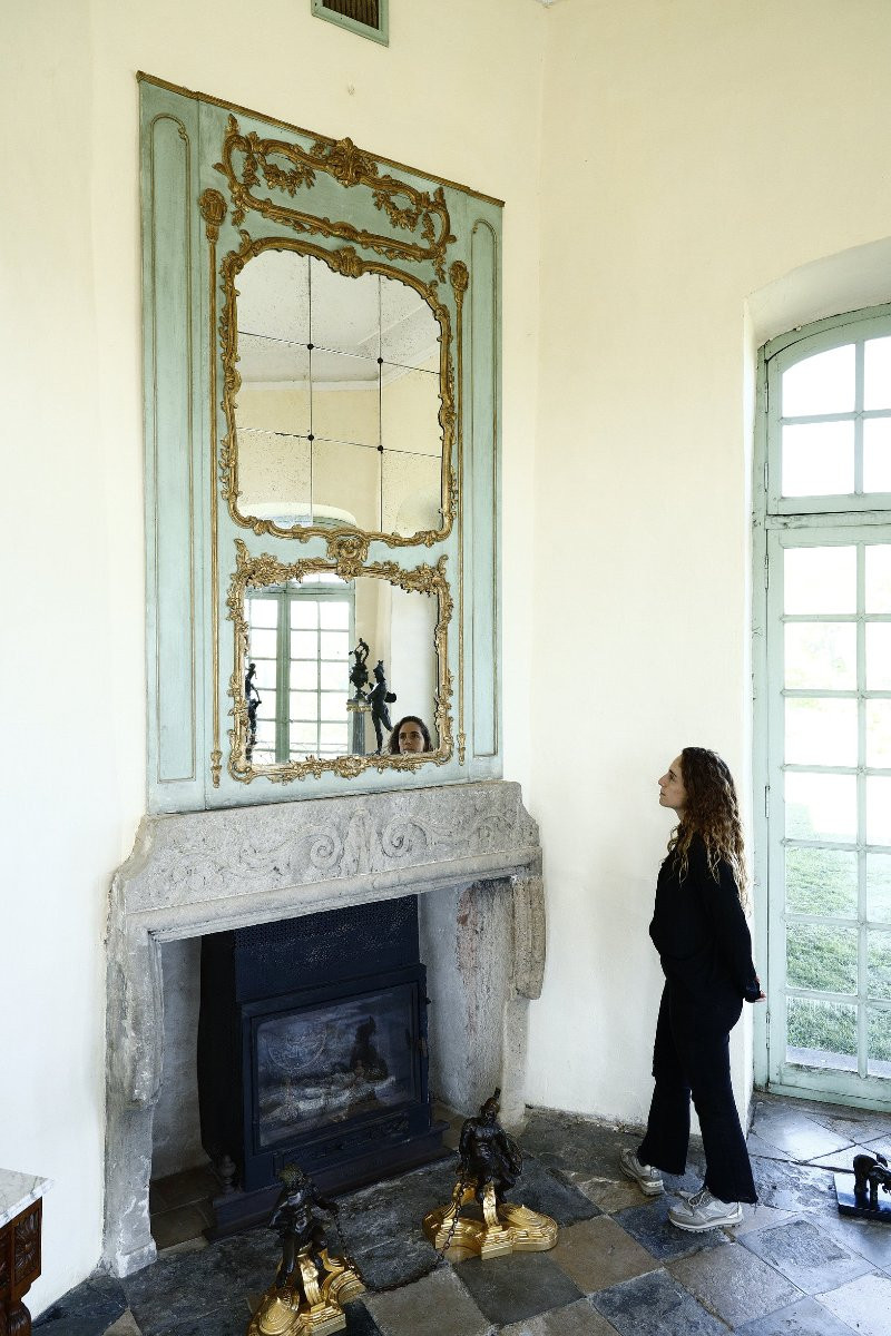 Very Large Transitional Wood Panel Overmantel, 18th Century-photo-2