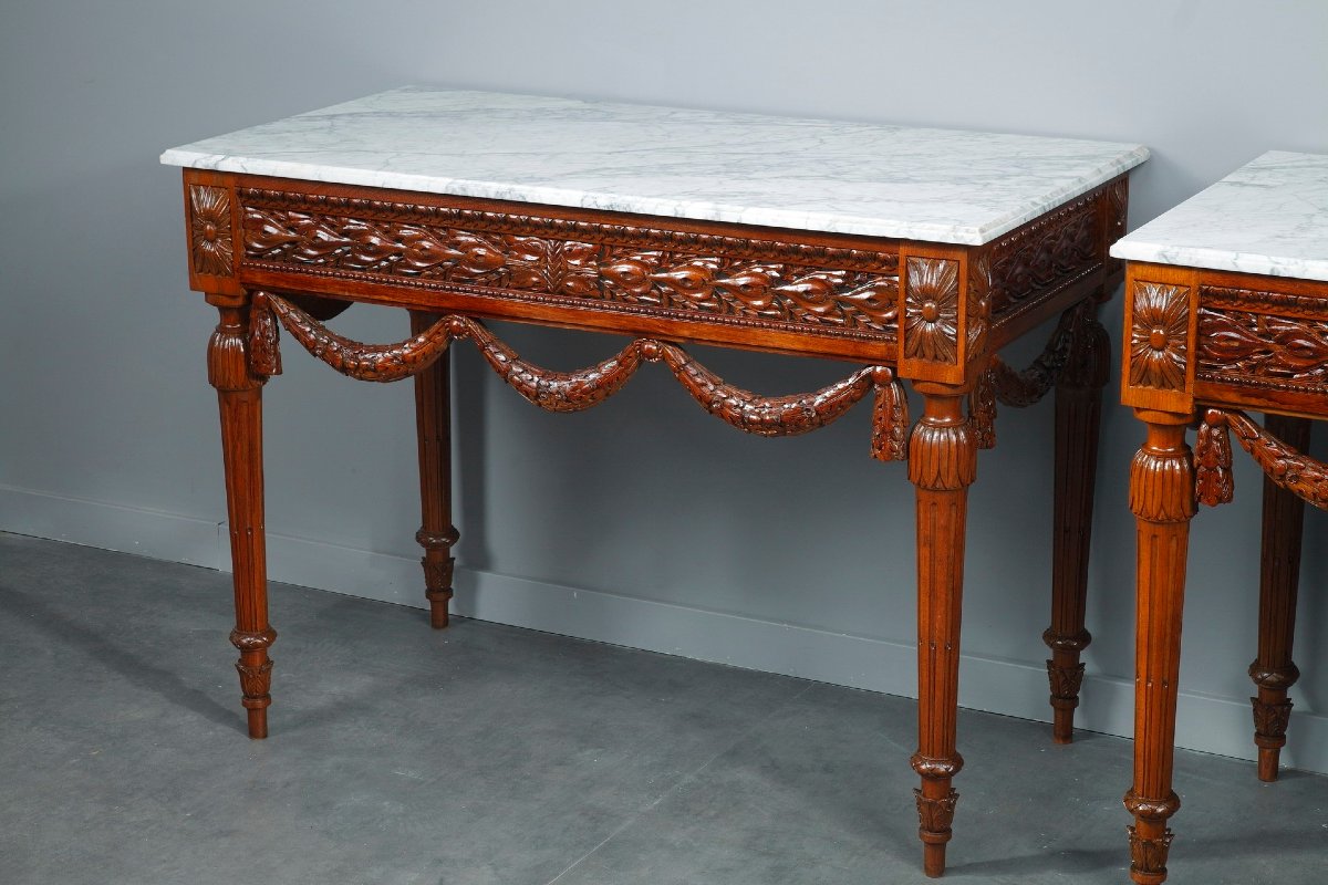 Paire de consoles de style Louis XVI en noyer et marbre-photo-2