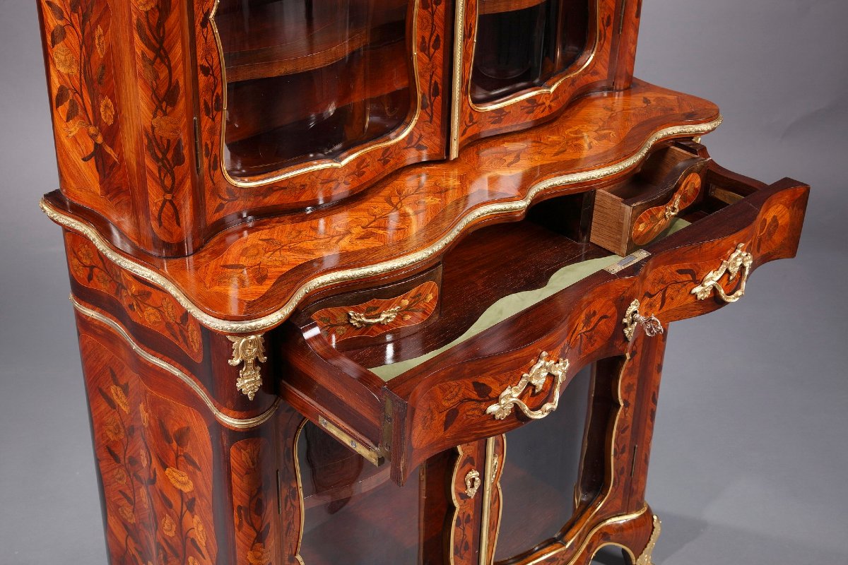 Vitrine de style Louis XV à décor de marqueterie, XIXe siècle-photo-7