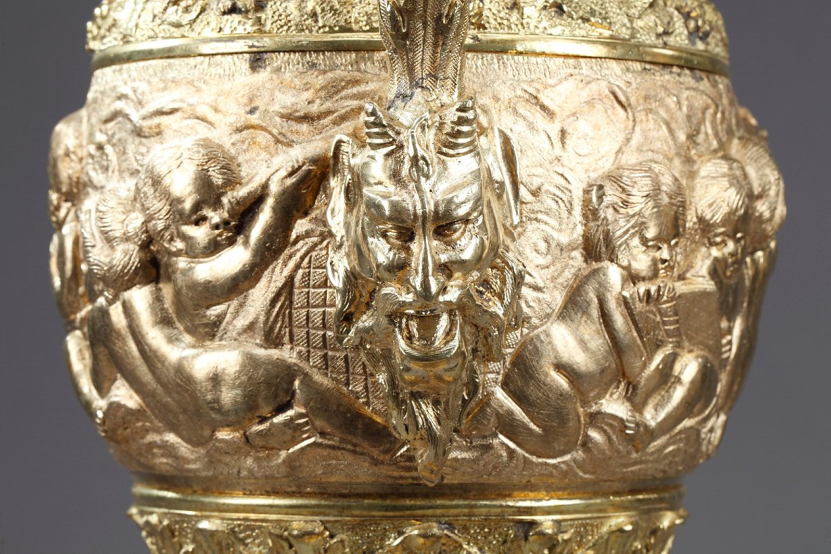 Pair Of Napoleon III-style Ewers In Gilded Bronze-photo-3