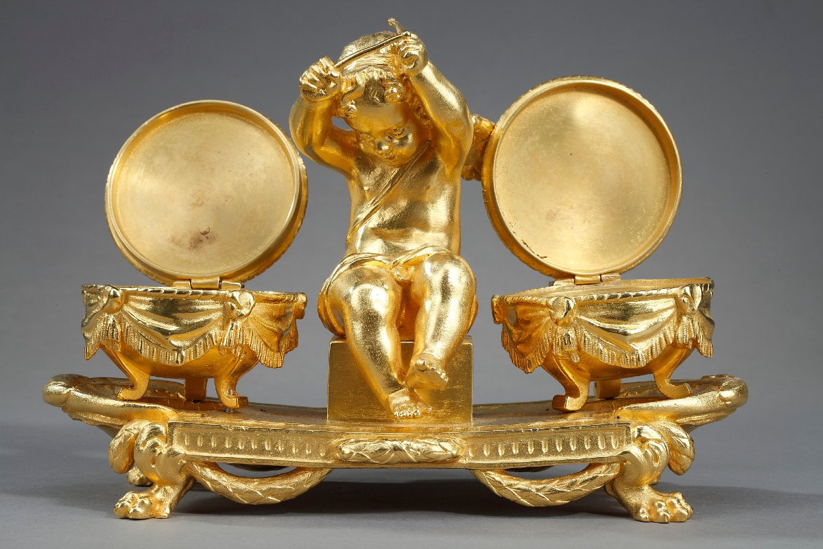 Encrier en bronze doré, "L'Amour timbalier", de style Louis XVI-photo-4
