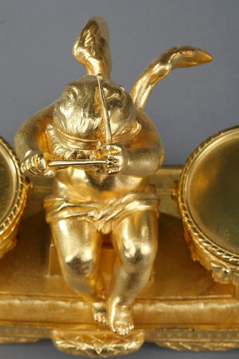 Encrier en bronze doré, "L'Amour timbalier", de style Louis XVI-photo-7