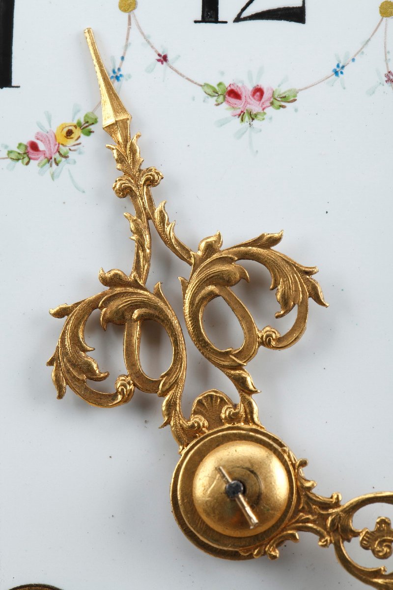 Pendule en bronze doré et marbre blanc de style Louis XVI-photo-3