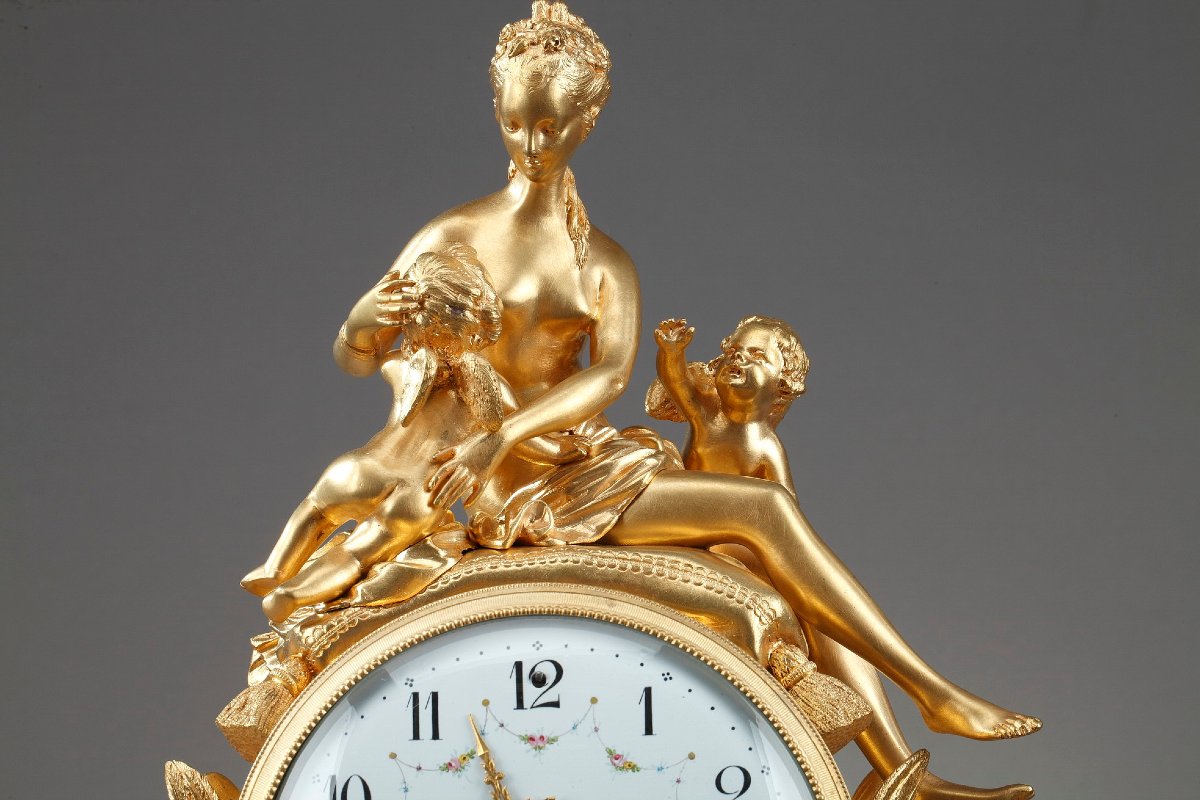 Pendule en bronze doré et marbre blanc de style Louis XVI-photo-4