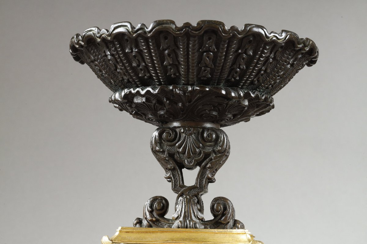 Paire de coupes en bronze doré et patiné, XIXème siècle -photo-5