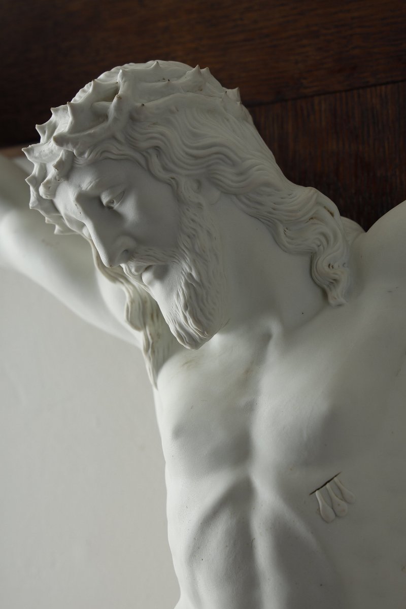 Imposing Bisque Sculpture Of Christ On The Cross -photo-3