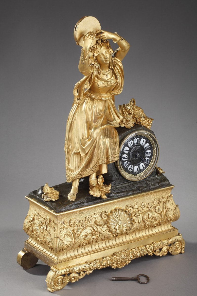 Clock Esmeralda Or Dancer With A Tambourine-photo-1