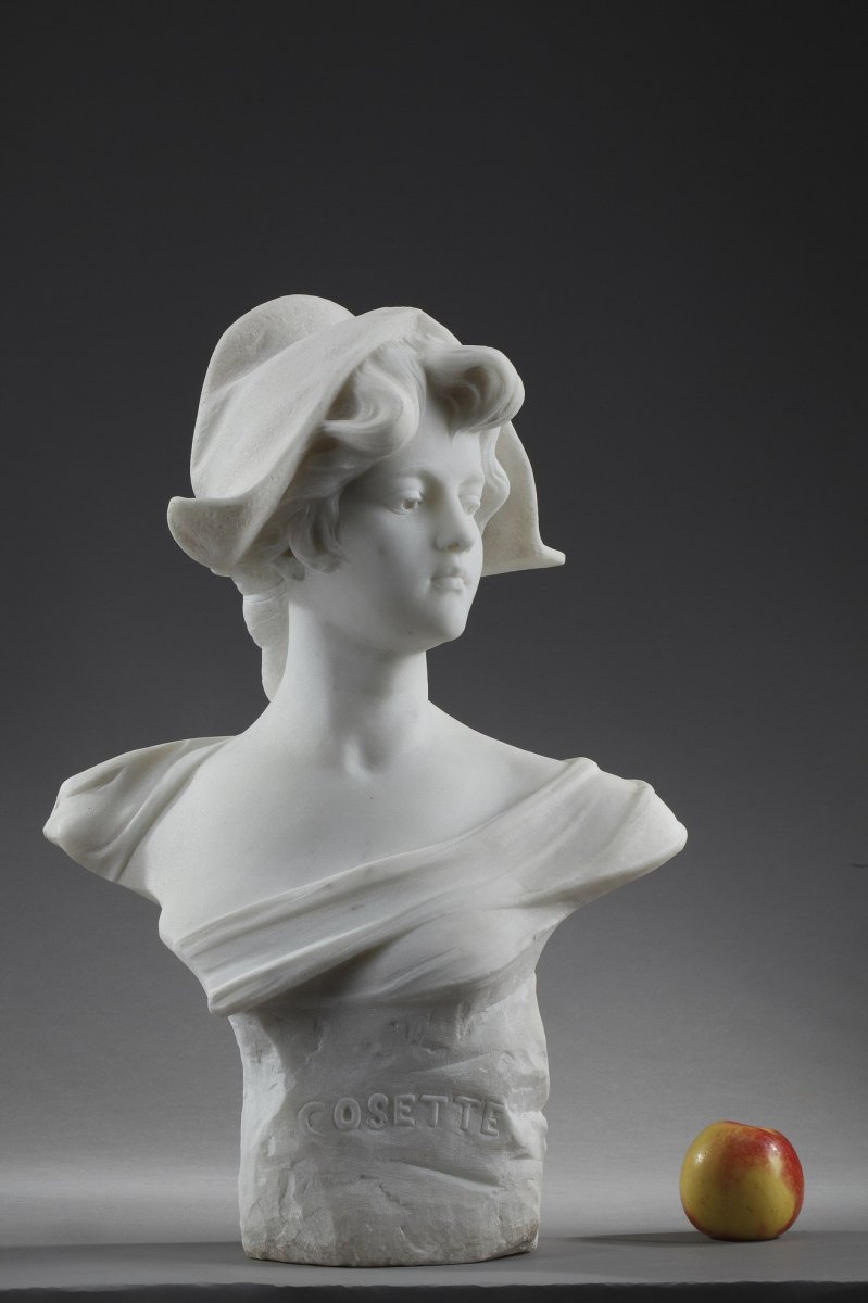 Marble Bust: Cosette With Marianne's Phrygian Cap-photo-4