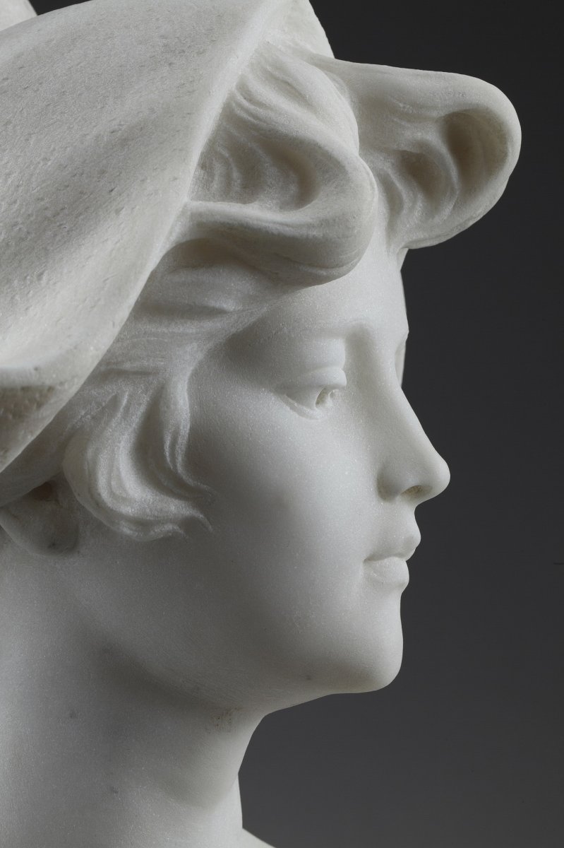 Marble Bust: Cosette With Marianne's Phrygian Cap-photo-7