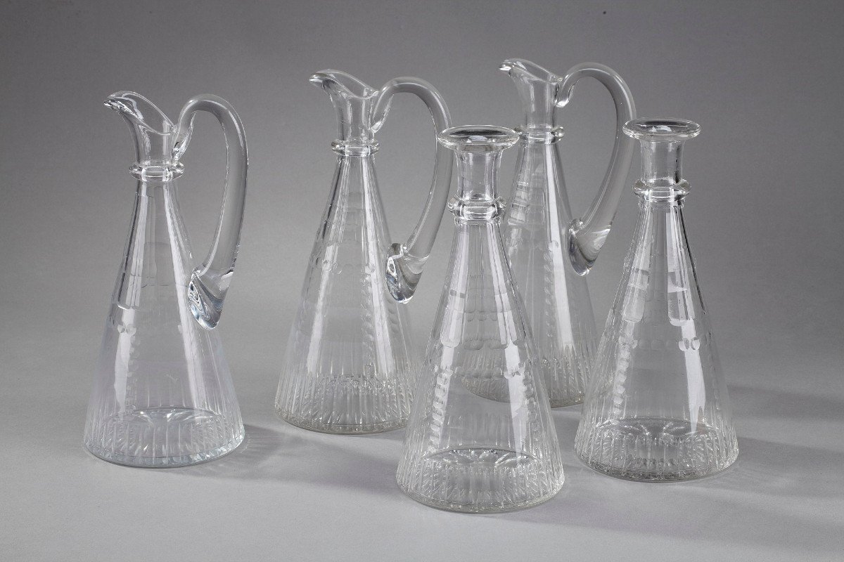Set Of Pitchers And Decanters In Molded Glass-photo-3